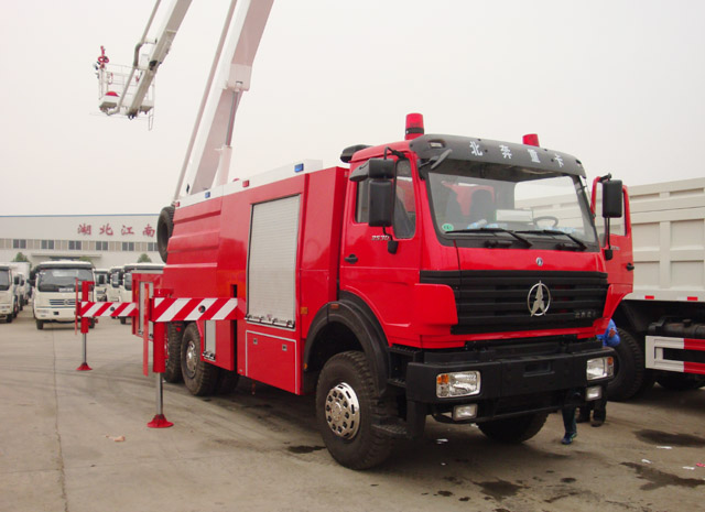 奔馳18型舉高噴射消防車(chē)多少錢(qián) 奔馳18型舉高噴射消防車(chē)多少錢(qián)